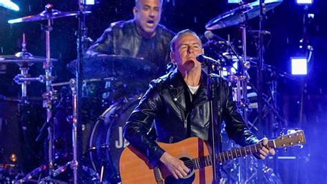 Concert review: Bryan Adams brings nostalgic rush of rockers and ballads to Xcel Energy Center
